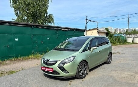 Opel Zafira C рестайлинг, 2013 год, 1 200 000 рублей, 1 фотография