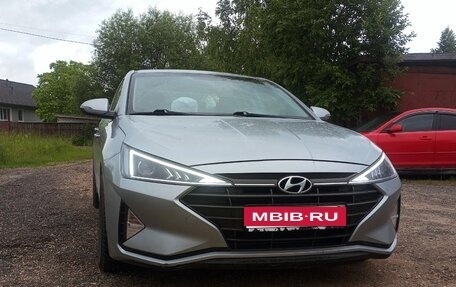 Hyundai Elantra VI рестайлинг, 2019 год, 1 380 000 рублей, 1 фотография