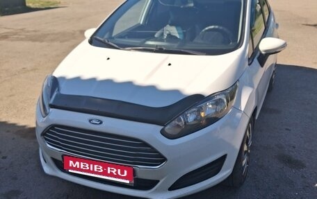 Ford Fiesta, 2015 год, 850 000 рублей, 2 фотография