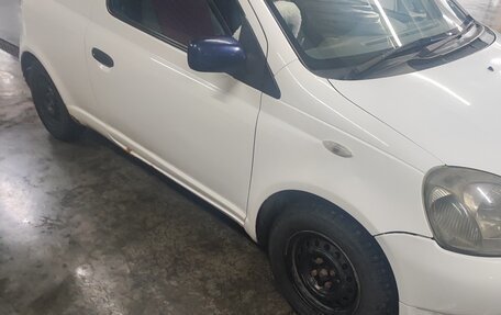 Toyota Vitz, 2000 год, 310 000 рублей, 4 фотография