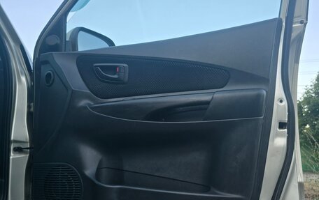 Hyundai Tucson III, 2008 год, 740 000 рублей, 12 фотография