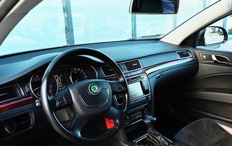 Skoda Superb III рестайлинг, 2012 год, 1 125 000 рублей, 15 фотография