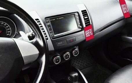 Mitsubishi Outlander III рестайлинг 3, 2010 год, 1 229 000 рублей, 9 фотография