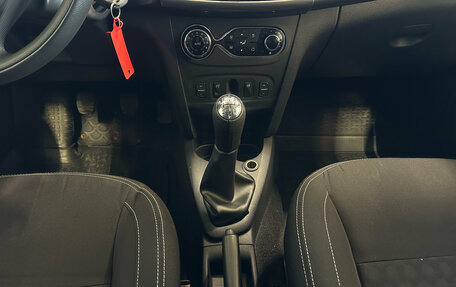 Renault Logan II, 2014 год, 680 000 рублей, 13 фотография