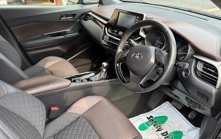 Toyota C-HR I рестайлинг, 2019 год, 1 450 000 рублей, 11 фотография
