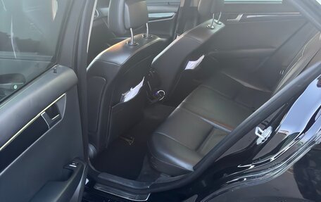 Mercedes-Benz C-Класс, 2011 год, 1 200 000 рублей, 8 фотография