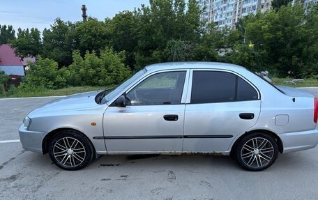 Hyundai Accent II, 2005 год, 320 000 рублей, 3 фотография