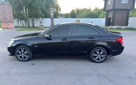 Mercedes-Benz C-Класс, 2011 год, 1 200 000 рублей, 7 фотография