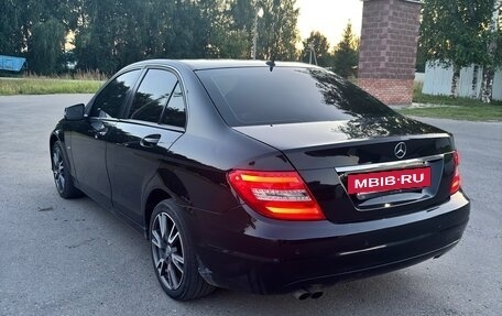 Mercedes-Benz C-Класс, 2011 год, 1 200 000 рублей, 6 фотография
