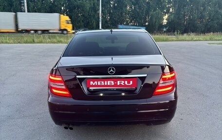 Mercedes-Benz C-Класс, 2011 год, 1 200 000 рублей, 5 фотография