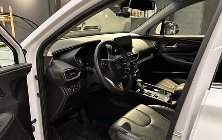 Hyundai Santa Fe III рестайлинг, 2018 год, 3 200 000 рублей, 4 фотография