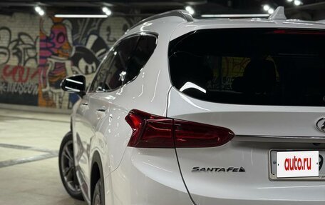 Hyundai Santa Fe III рестайлинг, 2018 год, 3 200 000 рублей, 6 фотография