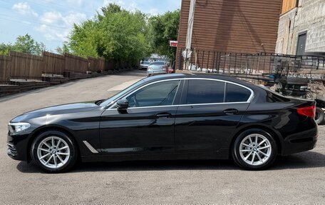 BMW 5 серия, 2020 год, 3 300 000 рублей, 2 фотография