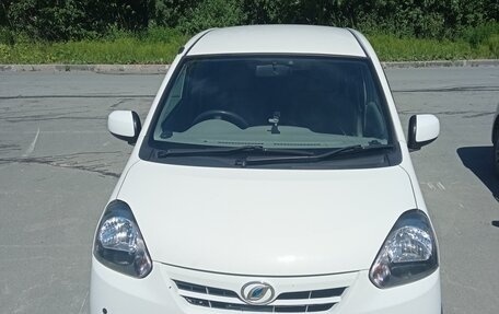 Daihatsu Mira e:S I рестайлинг, 2017 год, 480 000 рублей, 3 фотография