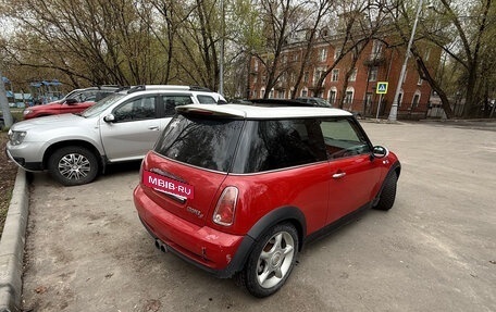 MINI Hatch, 2005 год, 750 000 рублей, 10 фотография