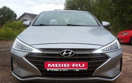 Hyundai Elantra VI рестайлинг, 2019 год, 1 380 000 рублей, 7 фотография