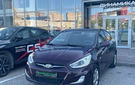 Hyundai Solaris II рестайлинг, 2013 год, 642 000 рублей, 1 фотография