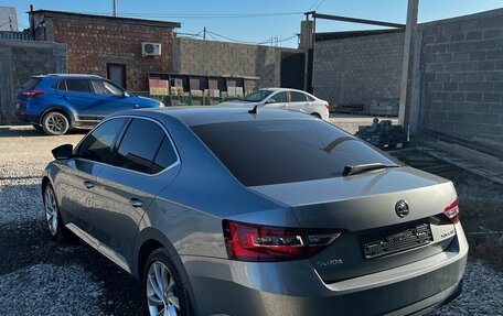 Skoda Superb III рестайлинг, 2018 год, 2 380 000 рублей, 7 фотография
