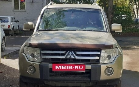 Mitsubishi Pajero IV, 2008 год, 1 590 000 рублей, 2 фотография