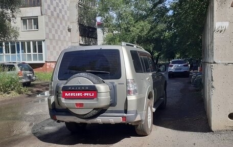 Mitsubishi Pajero IV, 2008 год, 1 590 000 рублей, 3 фотография