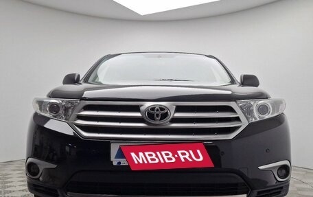 Toyota Highlander III, 2012 год, 1 472 000 рублей, 2 фотография