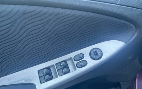 Hyundai Solaris II рестайлинг, 2013 год, 642 000 рублей, 12 фотография