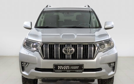Toyota Land Cruiser Prado 150 рестайлинг 2, 2018 год, 3 995 000 рублей, 2 фотография