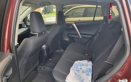 Toyota RAV4, 2016 год, 2 300 000 рублей, 12 фотография