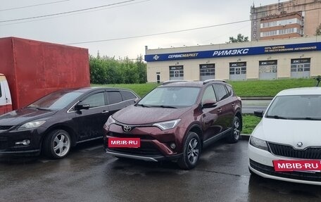 Toyota RAV4, 2016 год, 2 300 000 рублей, 4 фотография