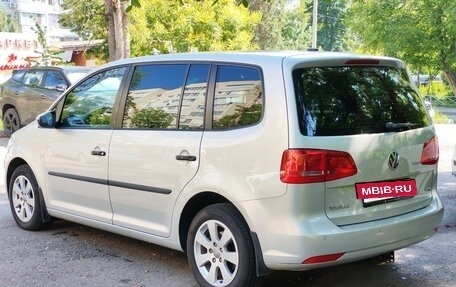 Volkswagen Touran III, 2011 год, 1 100 000 рублей, 3 фотография