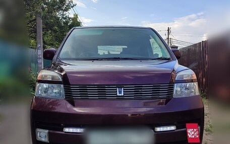Toyota Voxy II, 2002 год, 930 000 рублей, 4 фотография