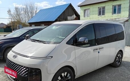 Hyundai Staria, 2023 год, 5 100 000 рублей, 4 фотография