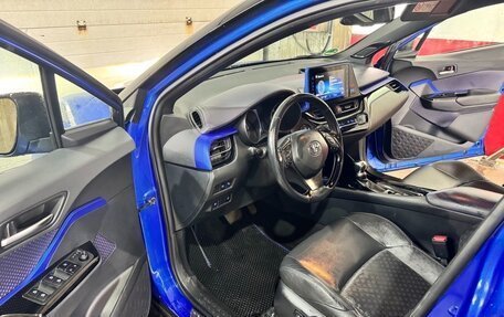 Toyota C-HR I рестайлинг, 2018 год, 1 980 000 рублей, 5 фотография