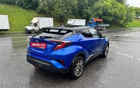 Toyota C-HR I рестайлинг, 2018 год, 1 980 000 рублей, 8 фотография