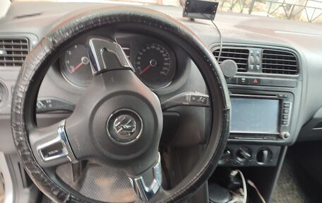 Volkswagen Polo VI (EU Market), 2014 год, 450 000 рублей, 7 фотография