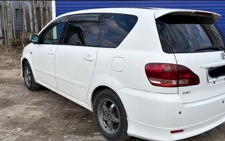 Toyota Ipsum II, 2003 год, 750 000 рублей, 5 фотография