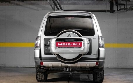 Mitsubishi Pajero IV, 2007 год, 1 390 000 рублей, 7 фотография