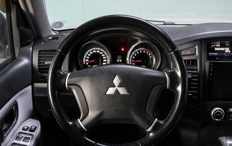 Mitsubishi Pajero IV, 2007 год, 1 390 000 рублей, 18 фотография