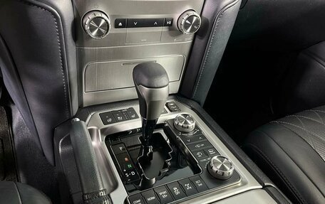 Toyota Land Cruiser 200, 2017 год, 6 948 500 рублей, 25 фотография