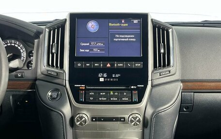 Toyota Land Cruiser 200, 2017 год, 6 948 500 рублей, 23 фотография