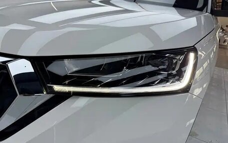 Skoda Kamiq I, 2022 год, 1 820 000 рублей, 7 фотография