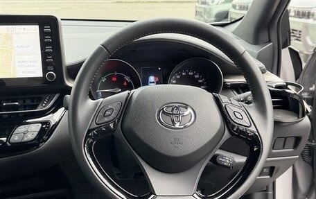 Toyota C-HR I рестайлинг, 2023 год, 1 950 000 рублей, 11 фотография