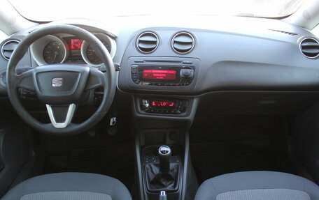 SEAT Ibiza IV рестайлинг 2, 2011 год, 427 000 рублей, 7 фотография