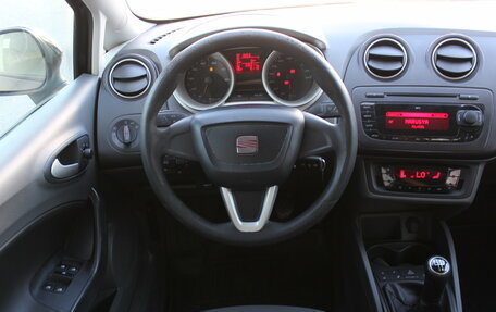 SEAT Ibiza IV рестайлинг 2, 2011 год, 427 000 рублей, 16 фотография
