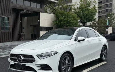 Mercedes-Benz A-Класс, 2022 год, 1 400 000 рублей, 1 фотография