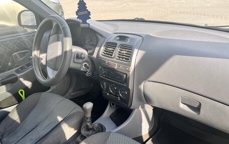 Hyundai Accent II, 2005 год, 380 000 рублей, 13 фотография