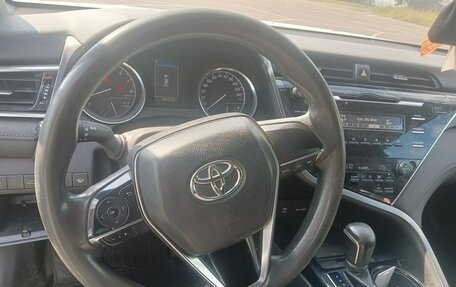 Toyota Camry, 2018 год, 1 500 000 рублей, 2 фотография