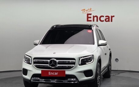 Mercedes-Benz GLB, 2023 год, 4 200 000 рублей, 2 фотография