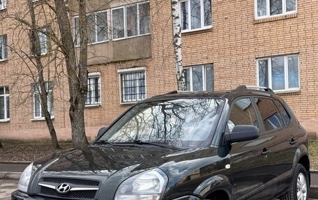 Hyundai Tucson III, 2008 год, 700 000 рублей, 2 фотография