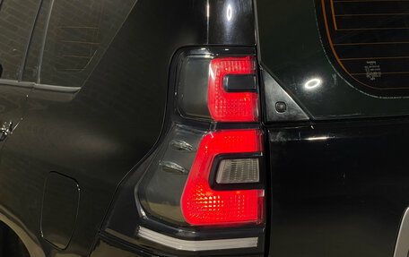 Toyota Land Cruiser Prado 150 рестайлинг 2, 2010 год, 2 700 000 рублей, 7 фотография